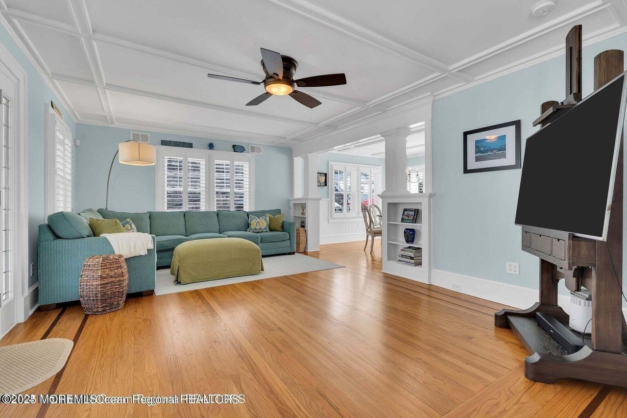 321 14th Ave - Photo 7 of 27