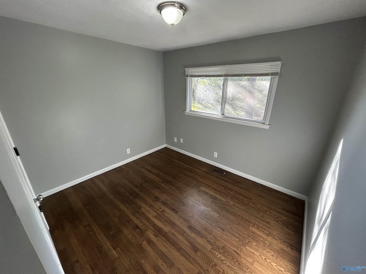 4809 Aubrey Cir Nw - Photo 4 of 23