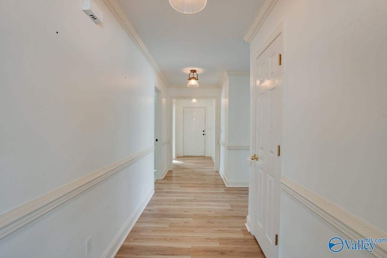 5300 Frankford Dr Se - Photo 4 of 31