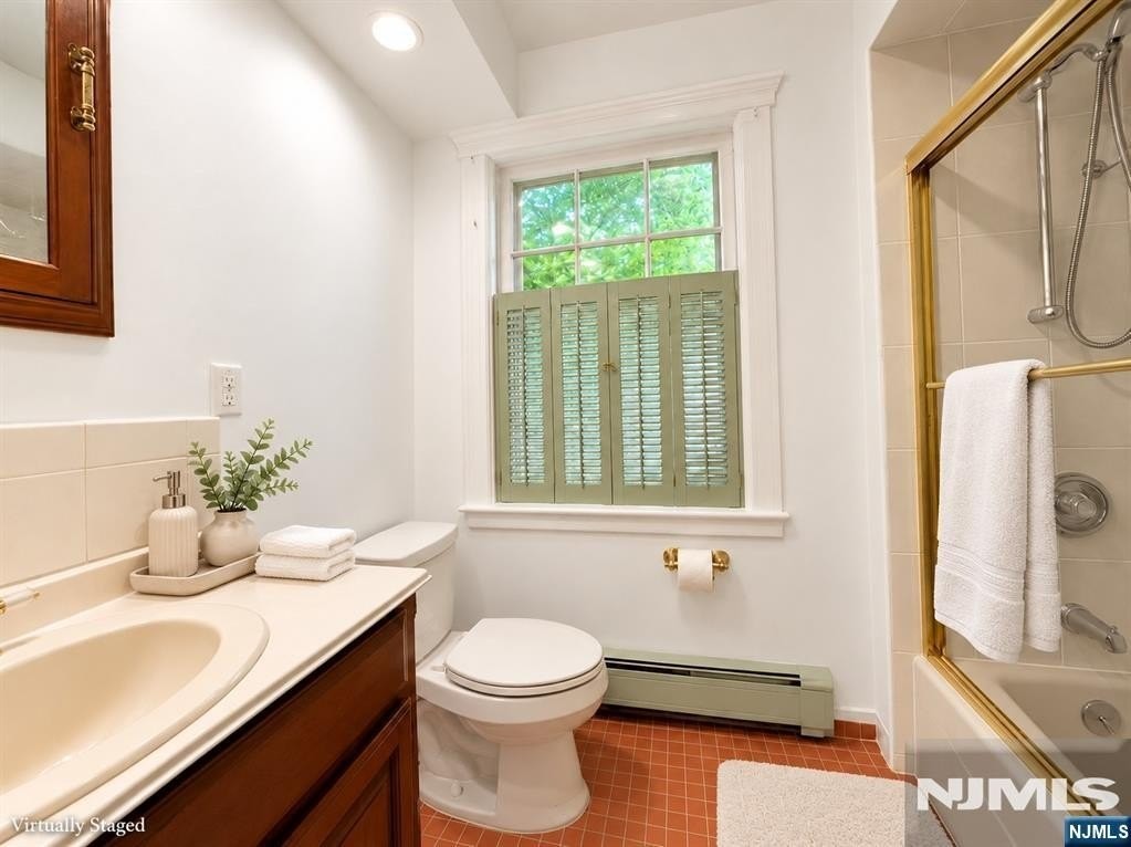 84 Valley View Ave - Photo 7 of 8