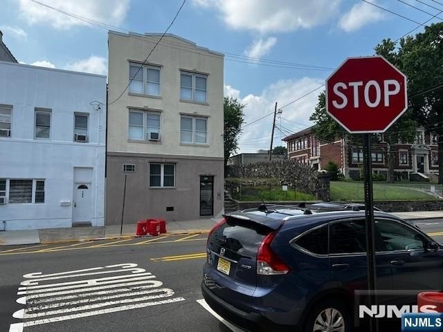 357 Palisade Ave #3 - Photo 2 of 11