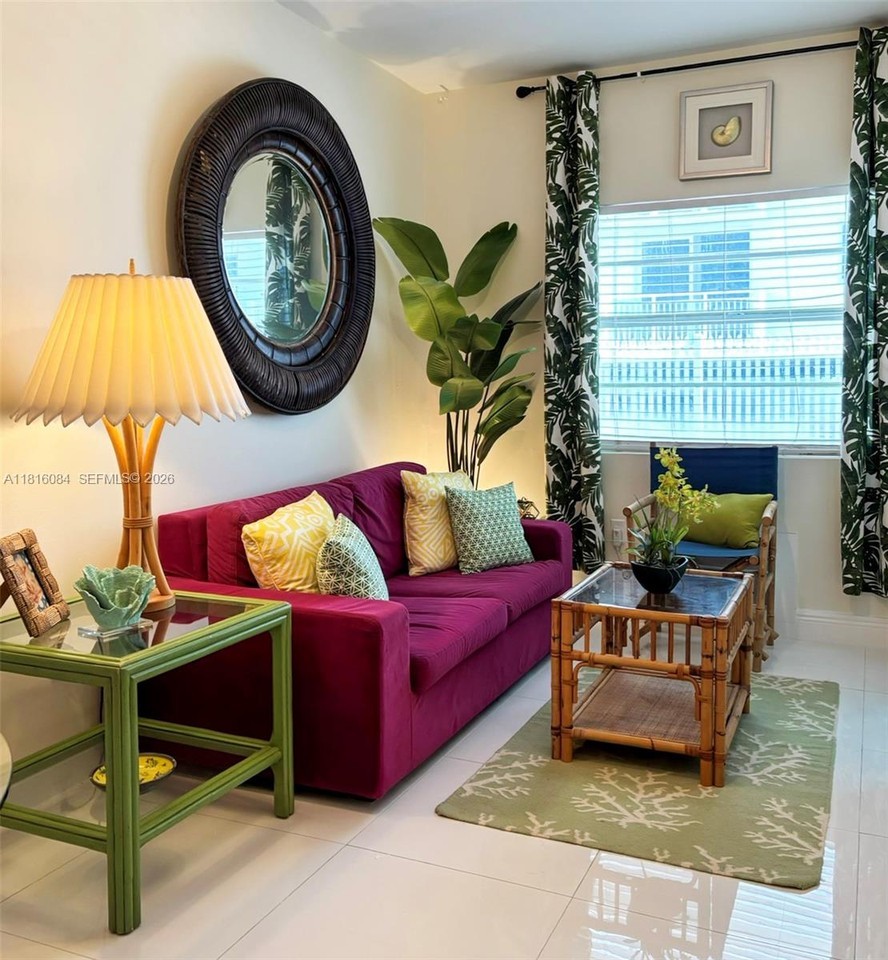 335 Ocean Dr #114 - Photo 6 of 8