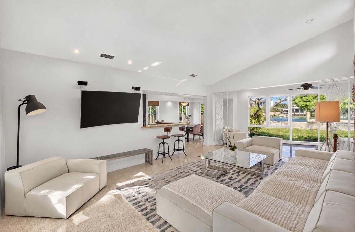 1345 Marseille Dr #SFH - Photo 2 of 8
