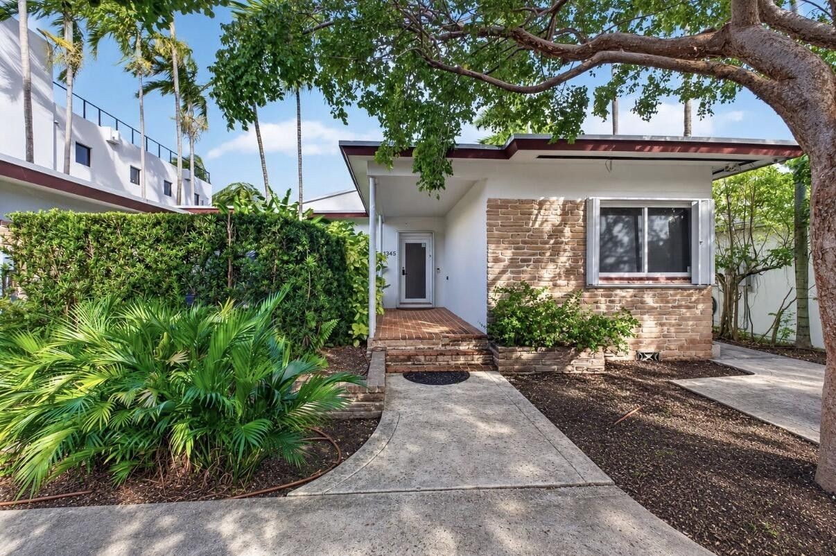 1345 Marseille Dr #SFH - Photo 7 of 8