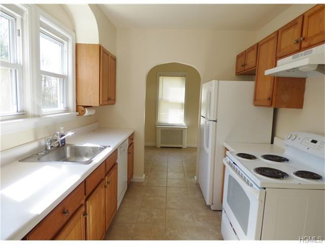 853 Little Britain Rd - Photo 2 of 14