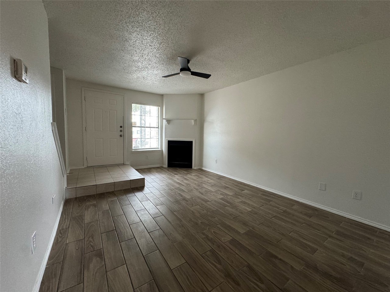 626 S Rogers Rd - Photo 2 of 13