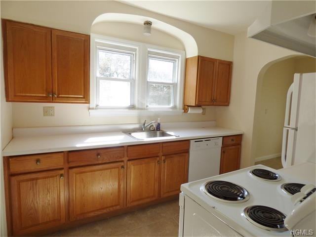 853 Little Britain Rd - Photo 3 of 14