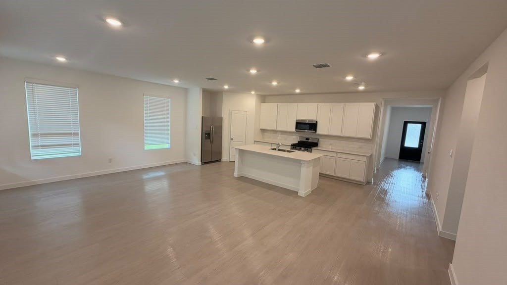 3417 Caspian Dr - Photo 2 of 6