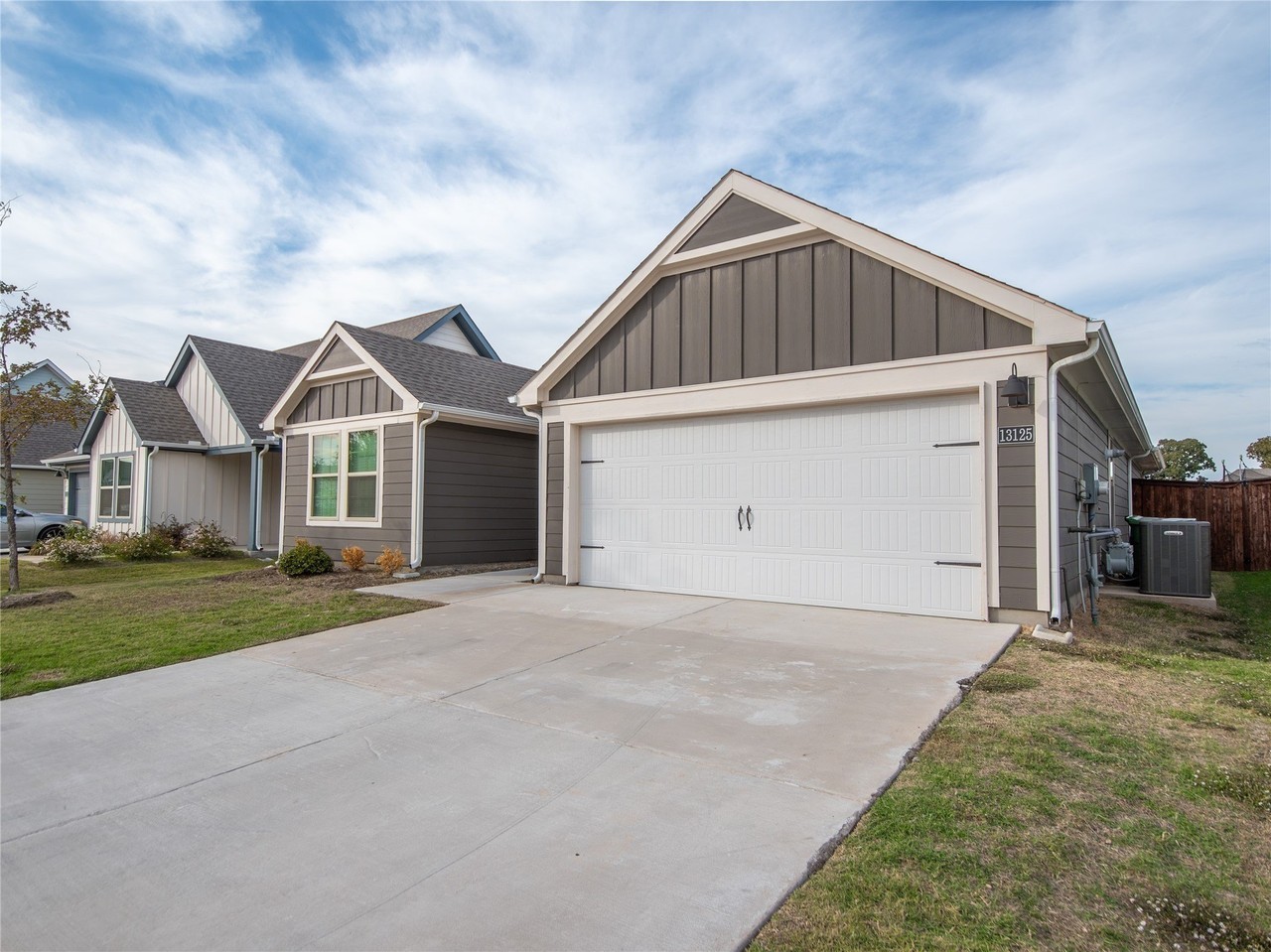 13125 Enclave Pkwy - Photo 3 of 31