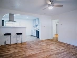 244 Willow St - Photo 3 of 19