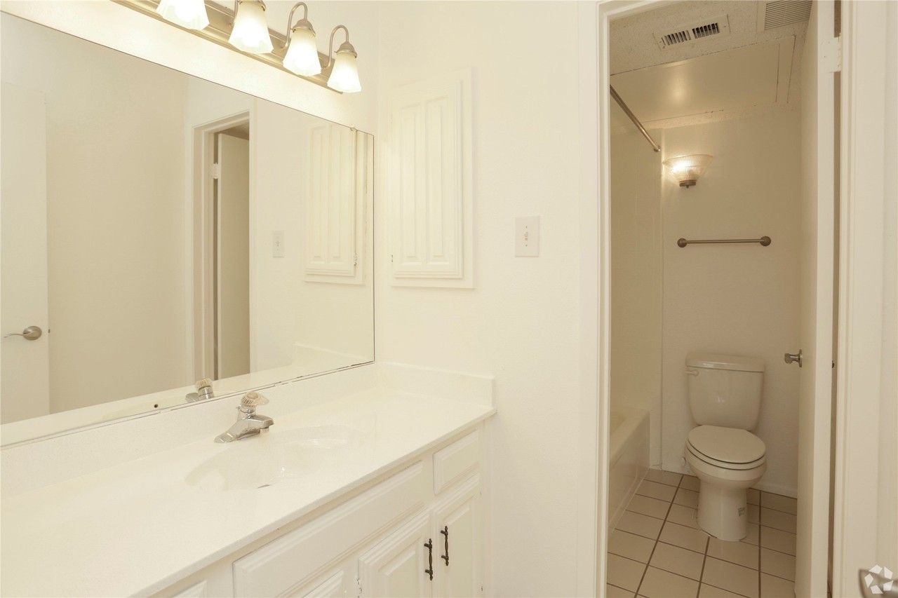 5630 Spring Valley Rd #20A - Photo 3 of 19