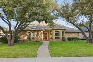 featured image of 2311 Heatherwoods Way