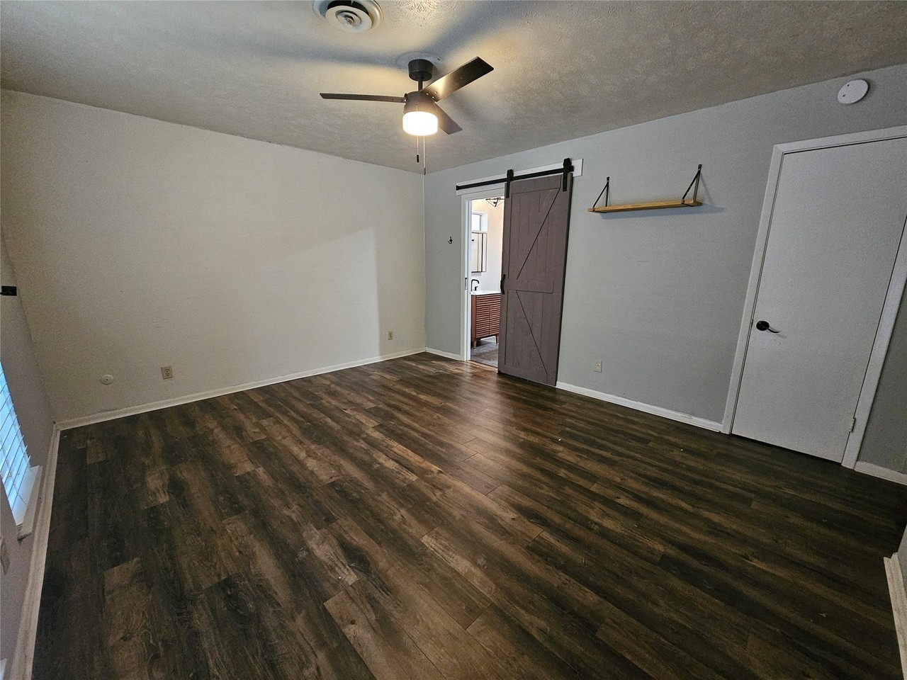 105 Sheraton Pl - Photo 7 of 18