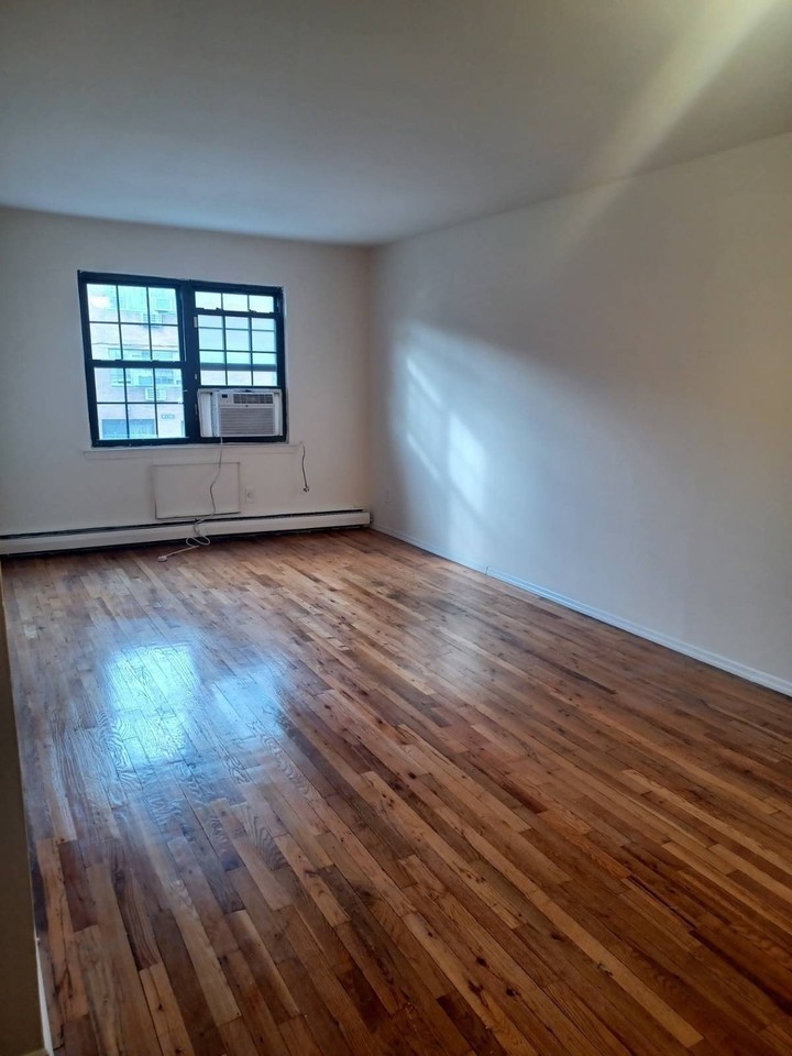 15642 79th St #1 - Photo 4 of 9