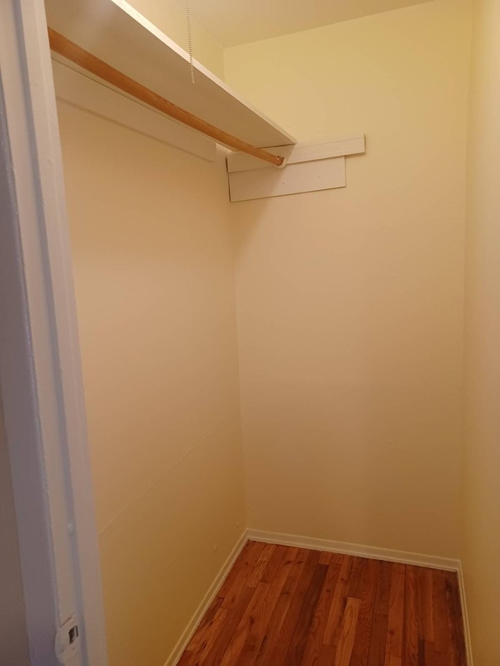 15642 79th St #1 - Photo 5 of 9