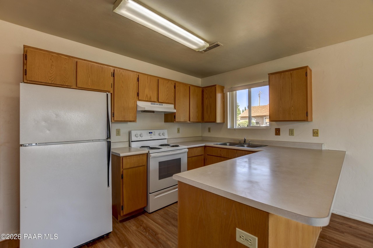 6284 N Buckboard Dr #B - Photo 7 of 19