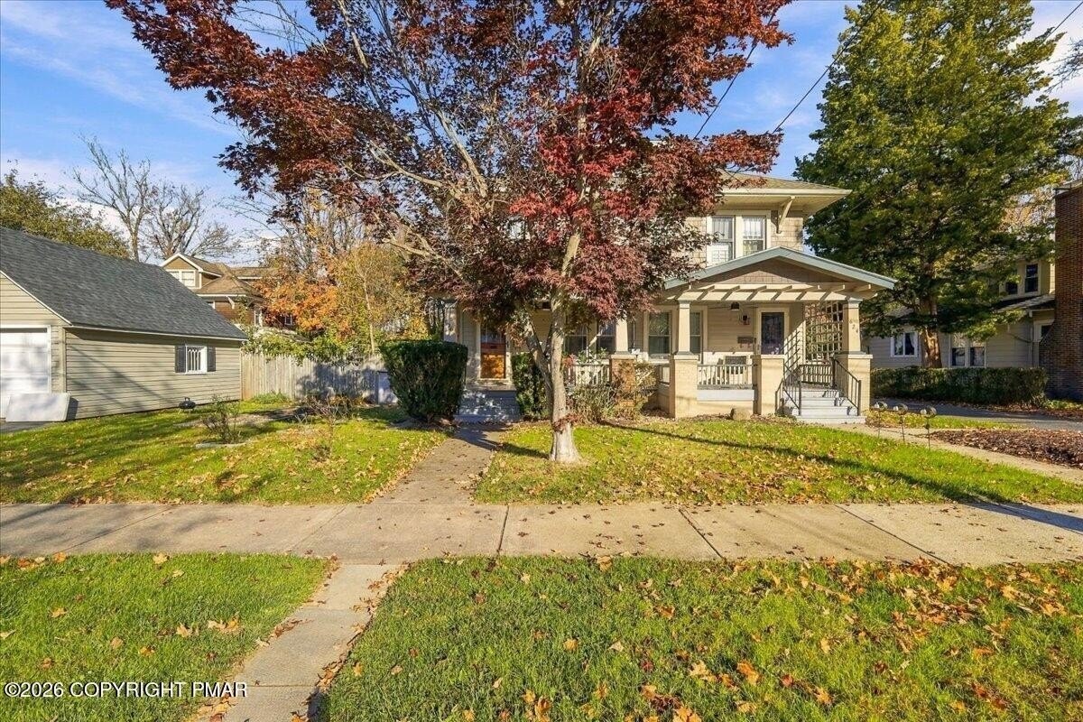 626 Bryant St - Photo 4 of 32