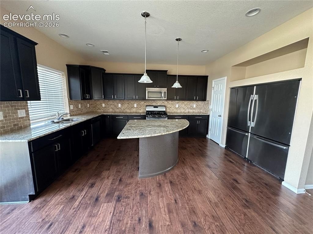 8184 Campground Dr - Photo 4 of 15