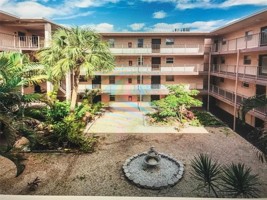 featured image of 2850 Somerset Dr #105L
