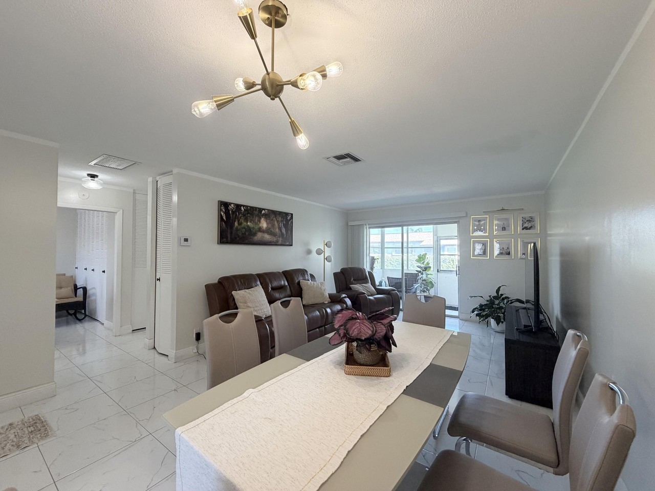 2965 Crosley Dr W #G - Photo 4 of 32