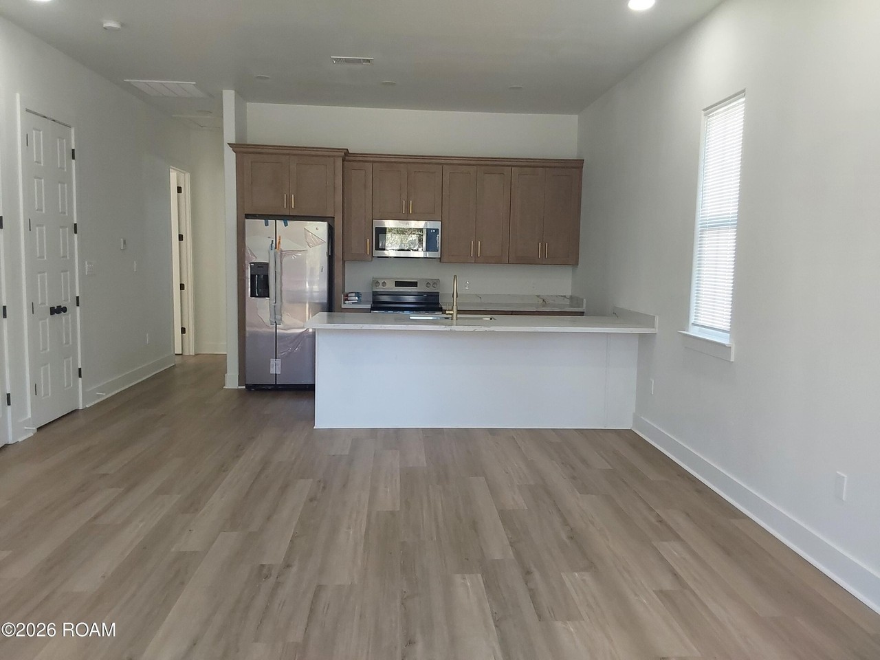 950 Mehle St - Photo 3 of 34