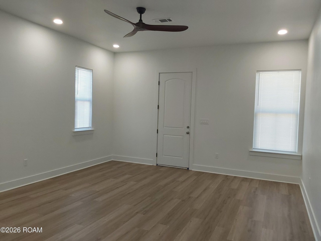 950 Mehle St - Photo 6 of 34
