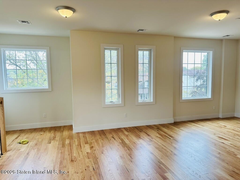 56 Stecher St #2FL - Photo 4 of 8