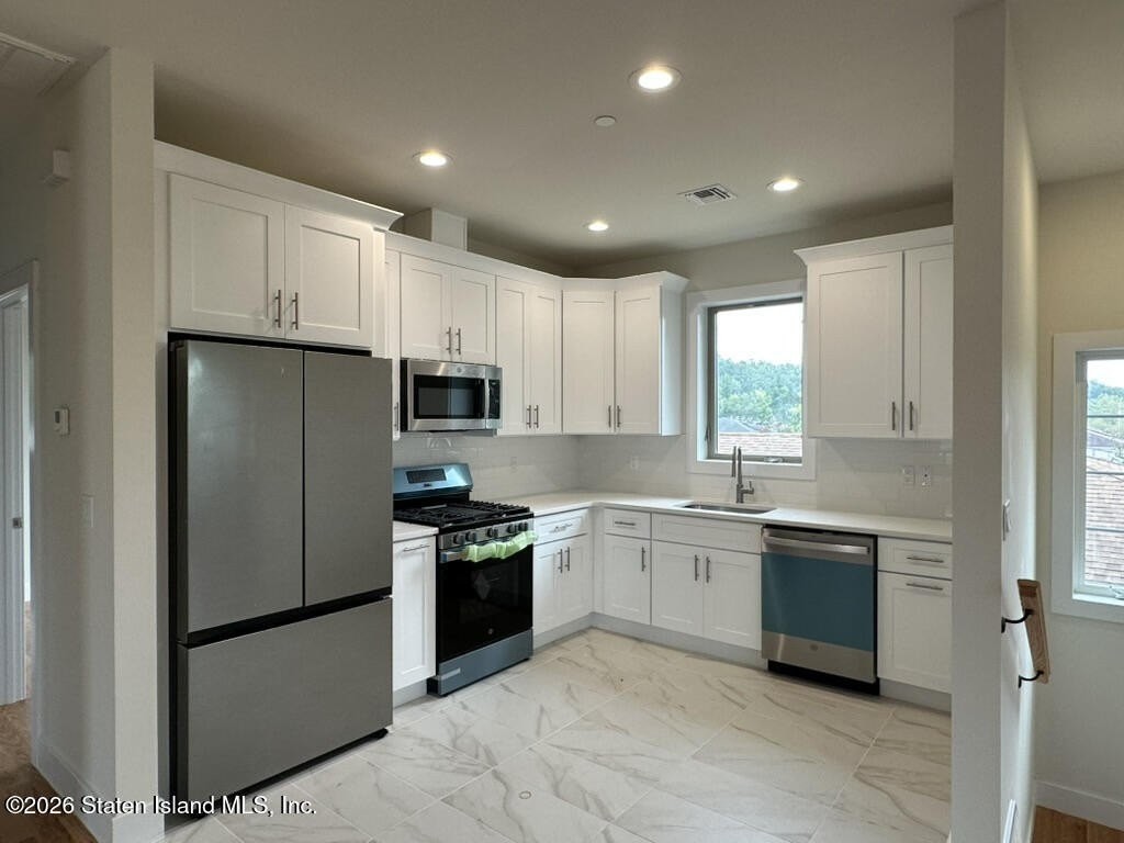 56 Stecher St #2FL - Photo 6 of 8