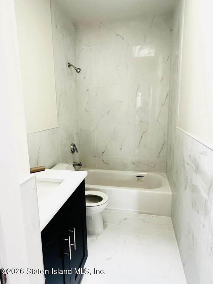 56 Stecher St #2FL - Photo 7 of 8
