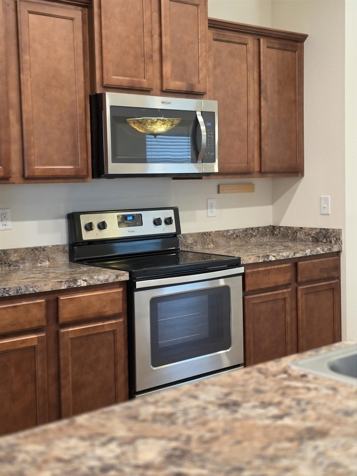 132 Ashby Landing Way - Photo 6 of 23