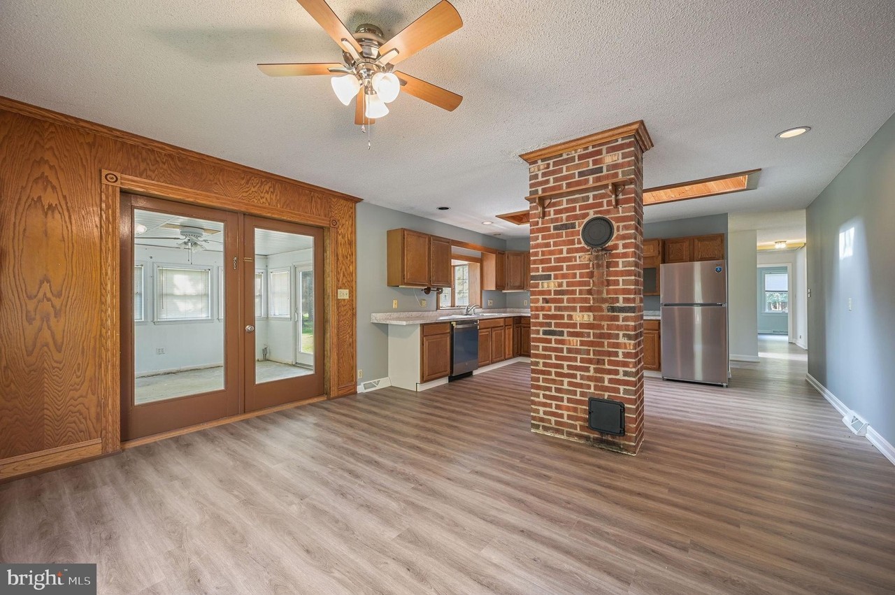 845 W Evens Rd - Photo 5 of 18