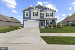 featured image of 20576 Smithfield Cir