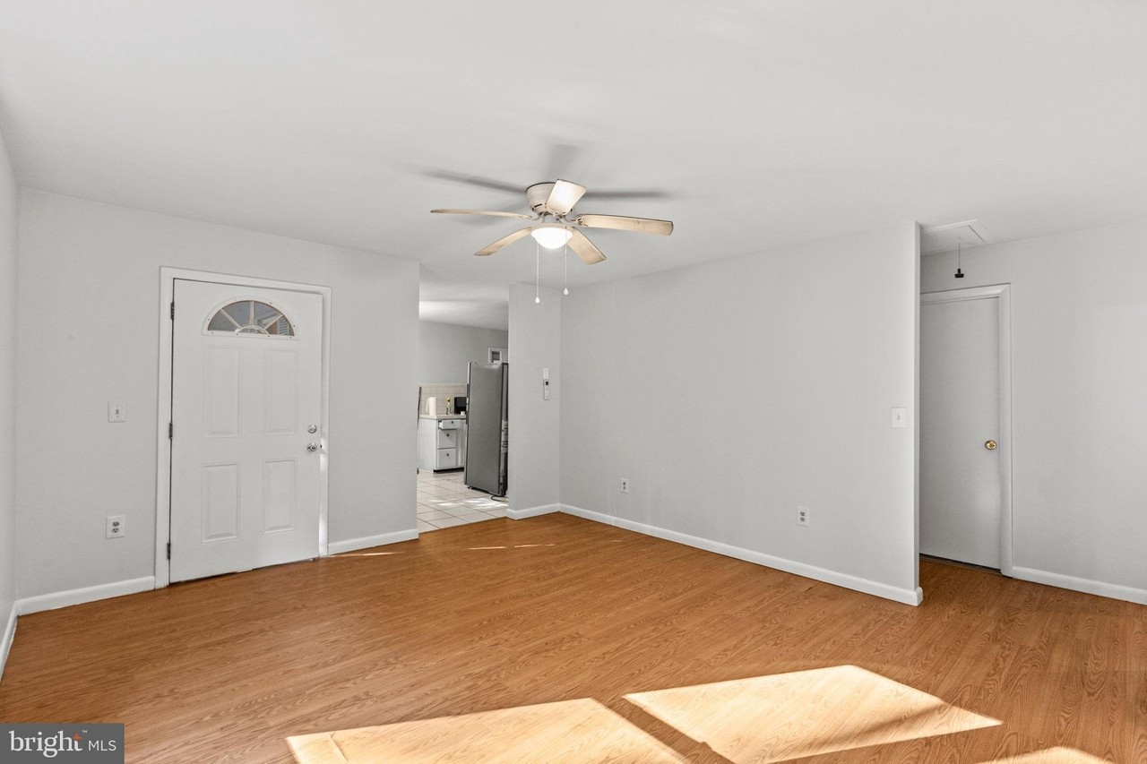 308 Gray Dr - Photo 7 of 30