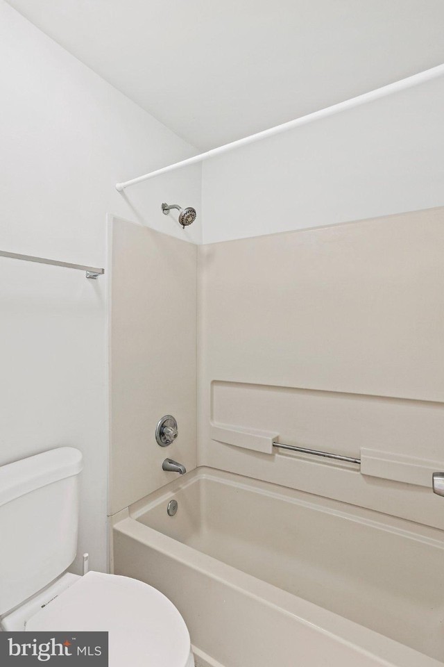 8607 Falls Run Rd #H - Photo 7 of 27