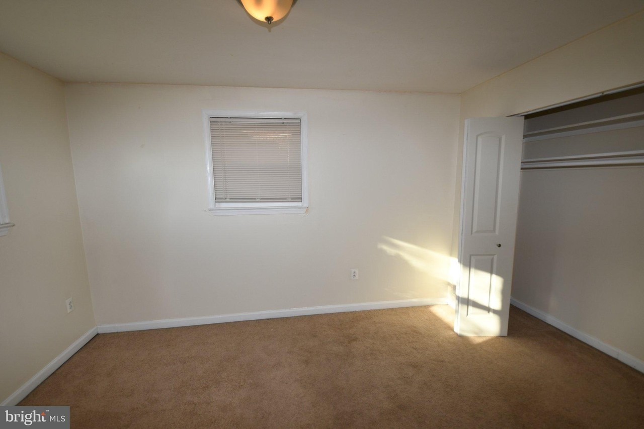 4104 Saint Clair Pl - Photo 6 of 21