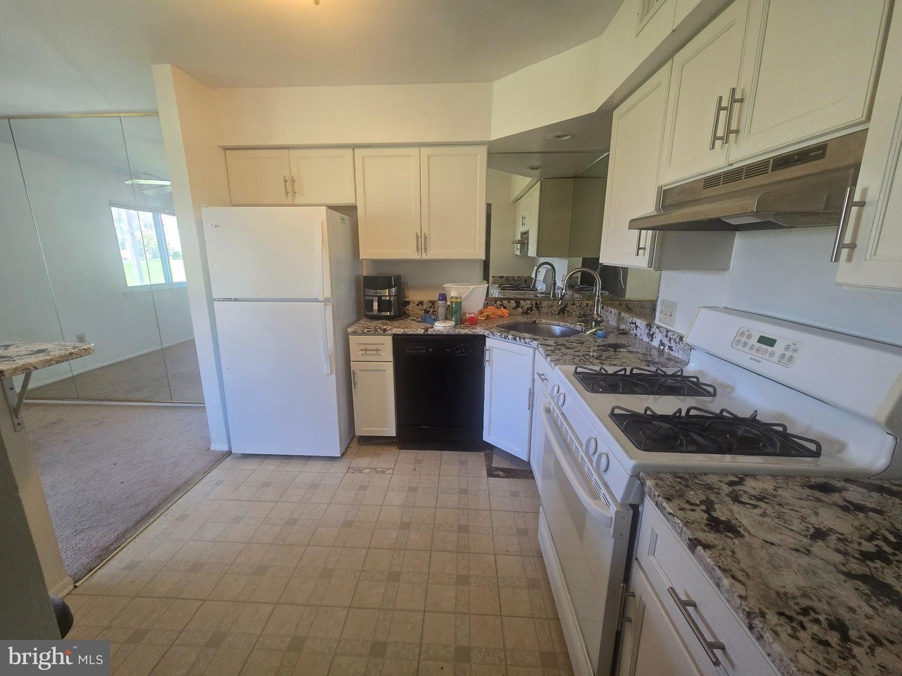 46 Buttonwood Rd - Photo 4 of 12
