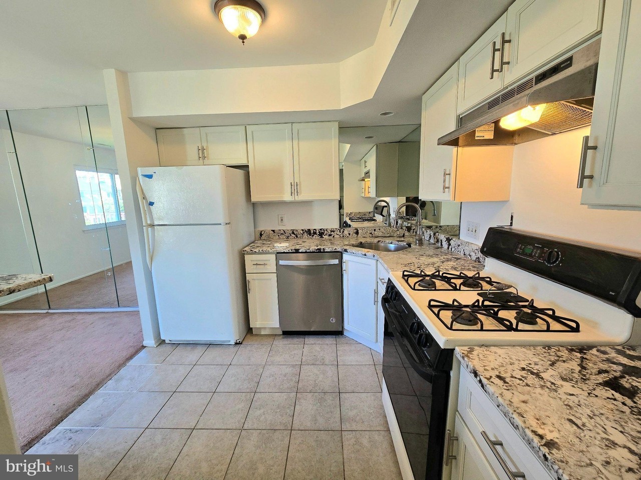 48 Buttonwood Rd - Photo 3 of 17
