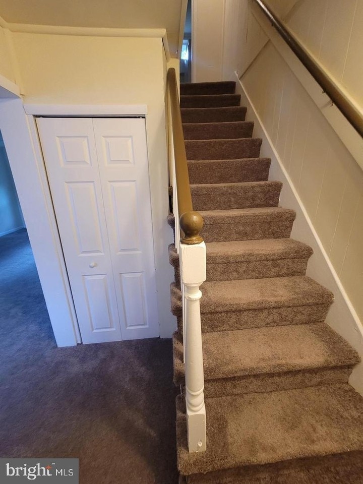 1130 Sterling Ave - Photo 3 of 15