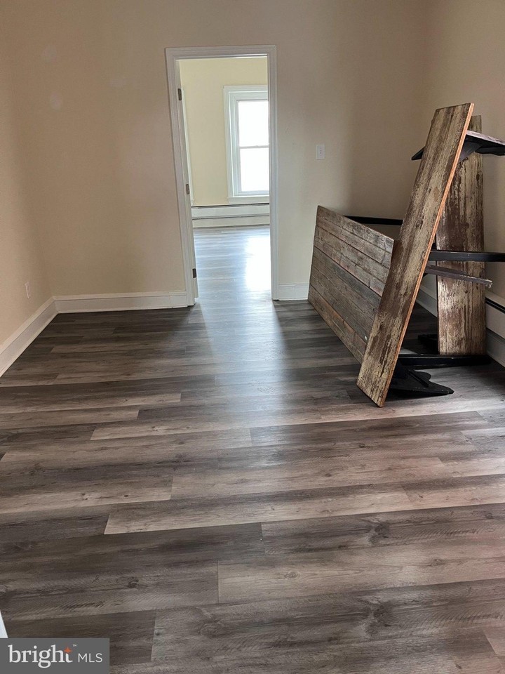 30 4th St #2 - Photo 5 of 8