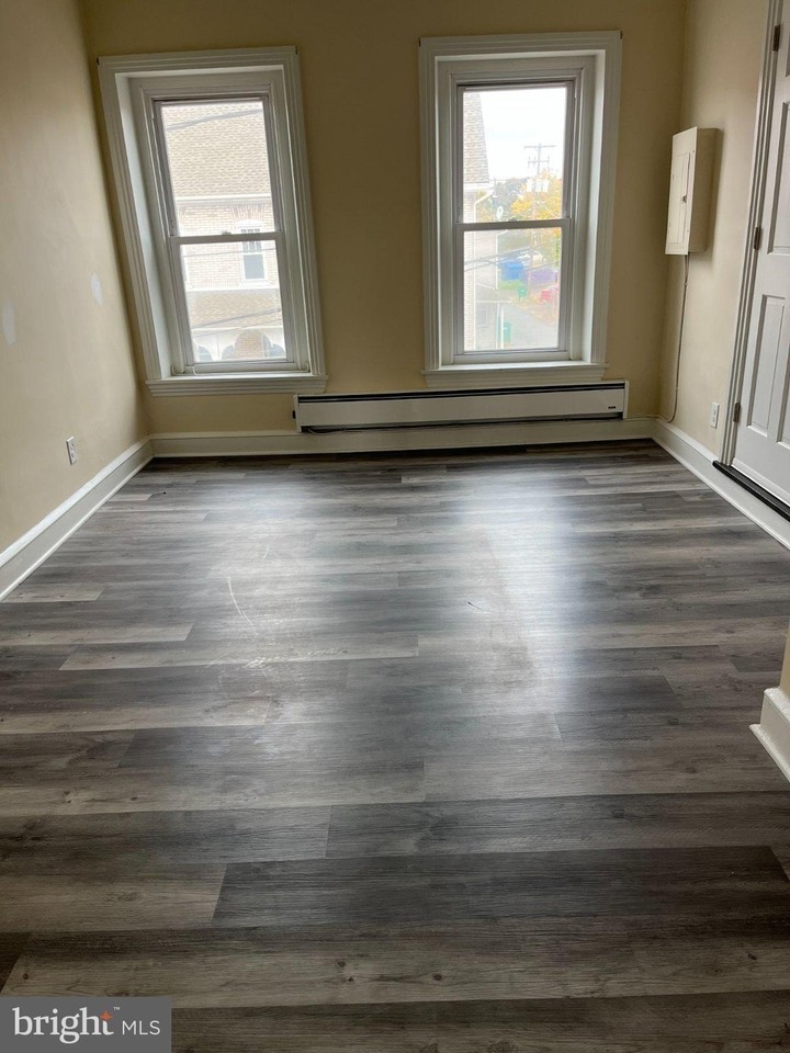 30 4th St #2 - Photo 6 of 8