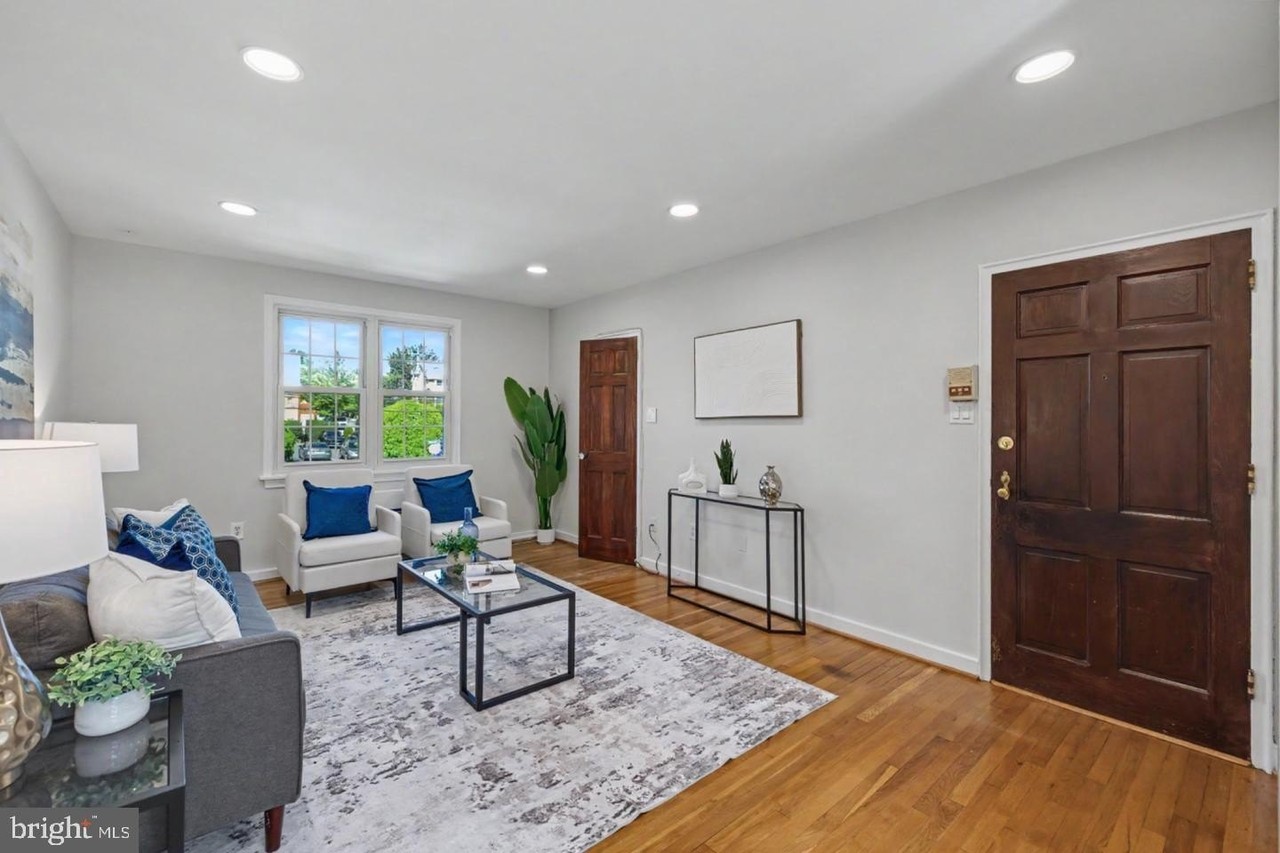 3203 Commonwealth Ave #C - Photo 6 of 39