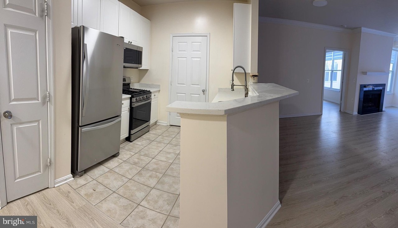2765 Centerboro Dr #364 - Photo 3 of 13