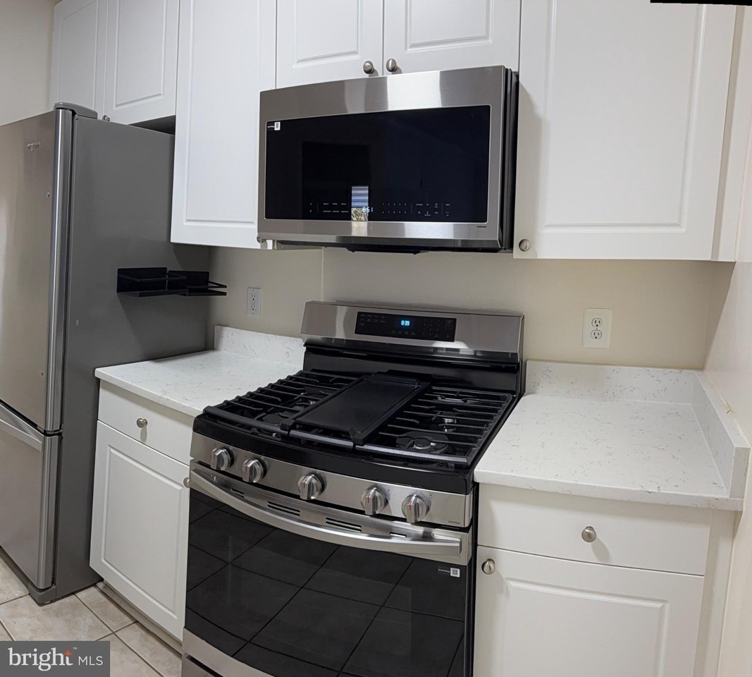 2765 Centerboro Dr #364 - Photo 5 of 13
