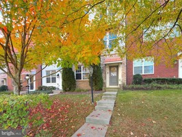 featured image of 43913 Eastgate View Dr