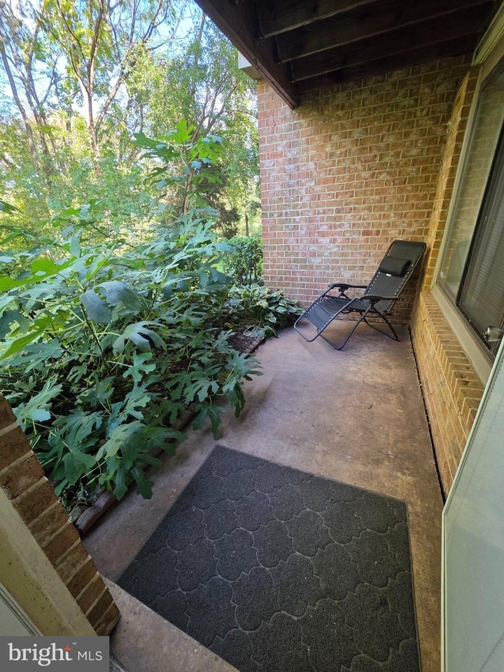8393 Buttress Ln #101 - Photo 5 of 18