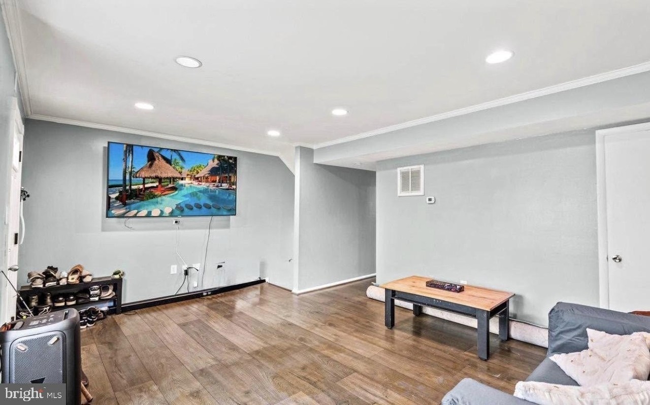 3493 Cranmer Mews - Photo 3 of 11