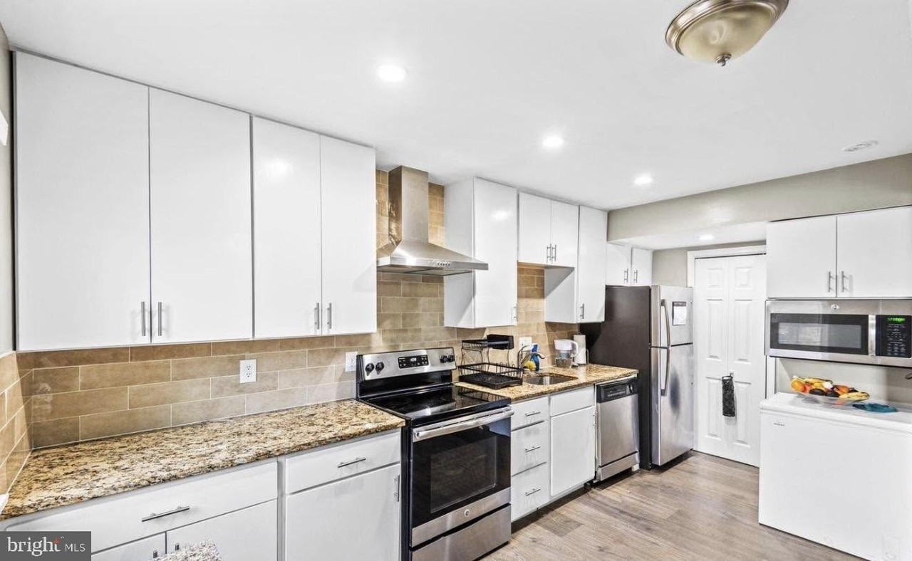 3493 Cranmer Mews - Photo 5 of 11
