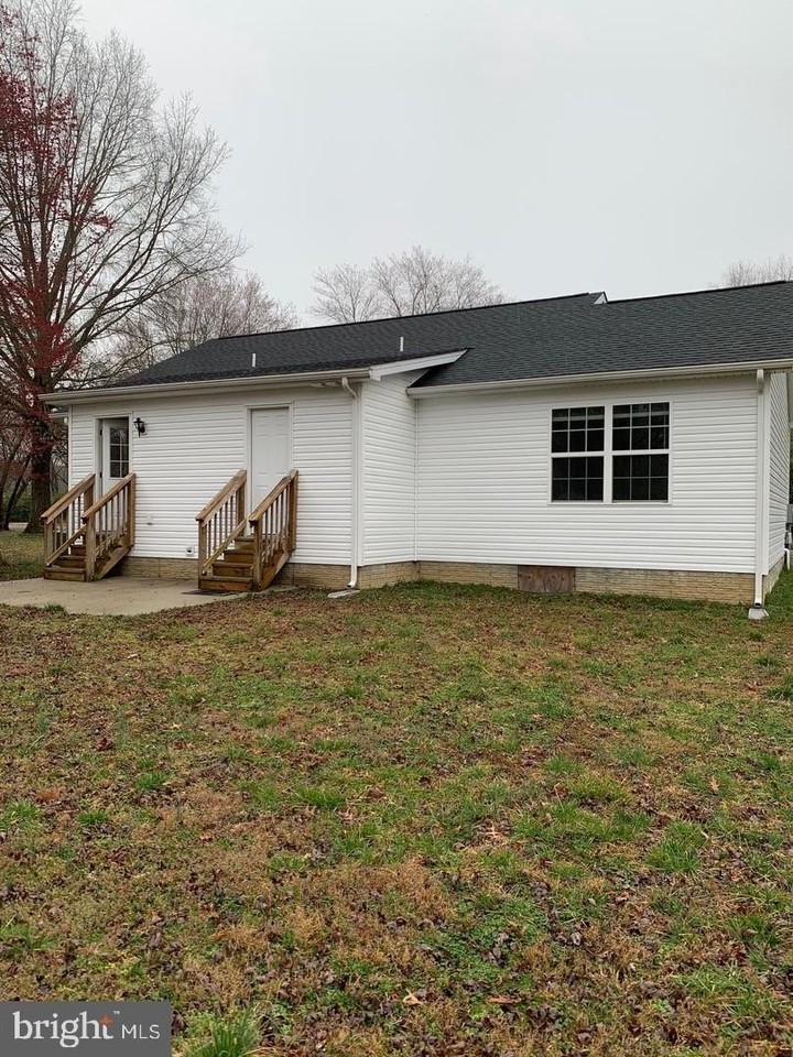 85ALMA Aqua Ln - Photo 5 of 23