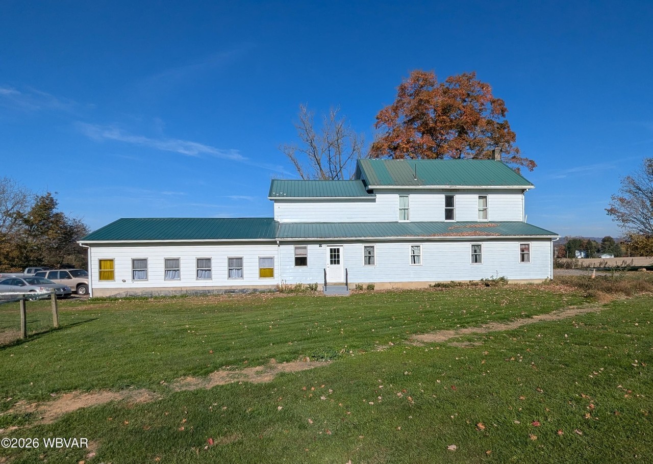 247 Owens Ln - Photo 2 of 34