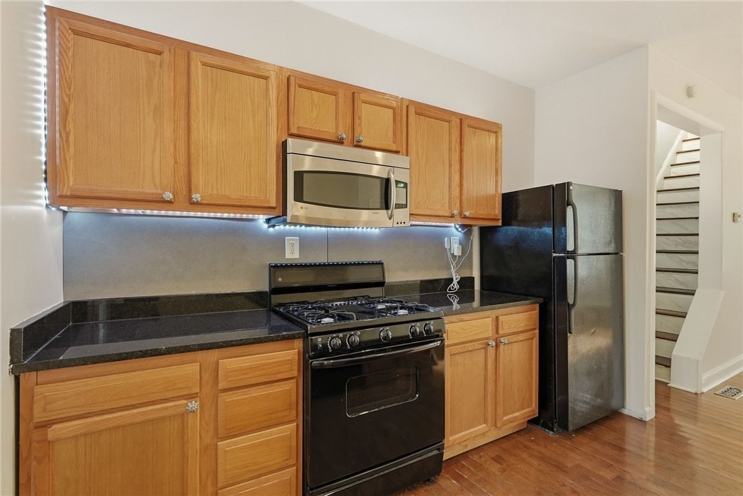 242 Urbana Way - Photo 7 of 19